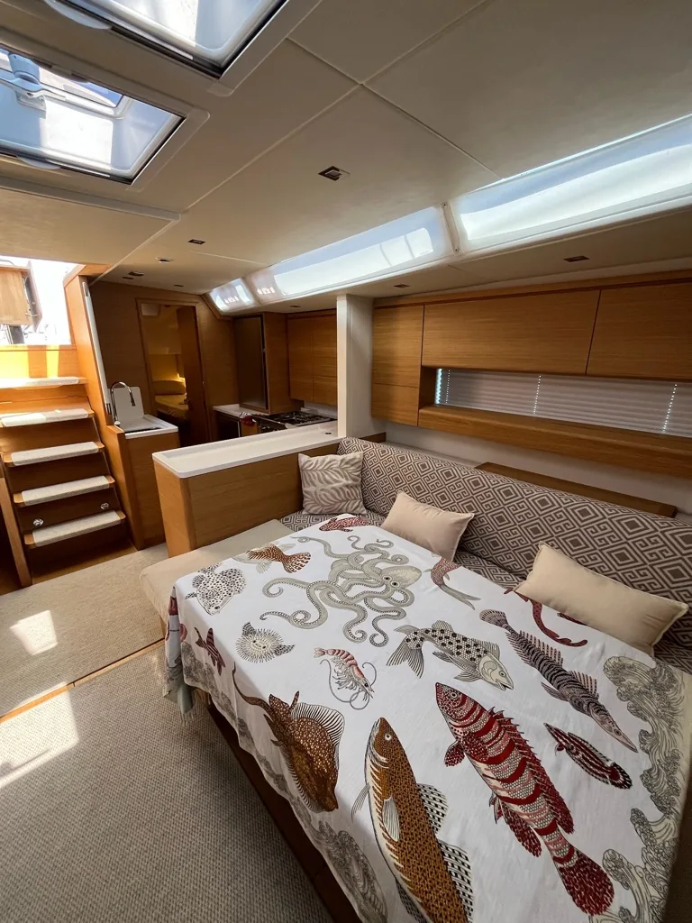 Warm salon aboard NAIS